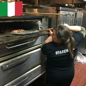 Meet your Posher, Michaela